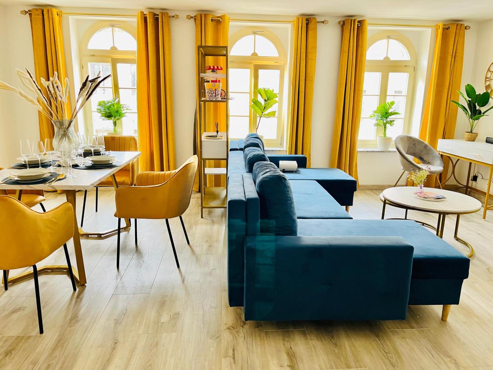 Filmap-Charmant-Modern-Zentral-Balkon-Beamer-Spieletisch Gorlitz Exterior photo