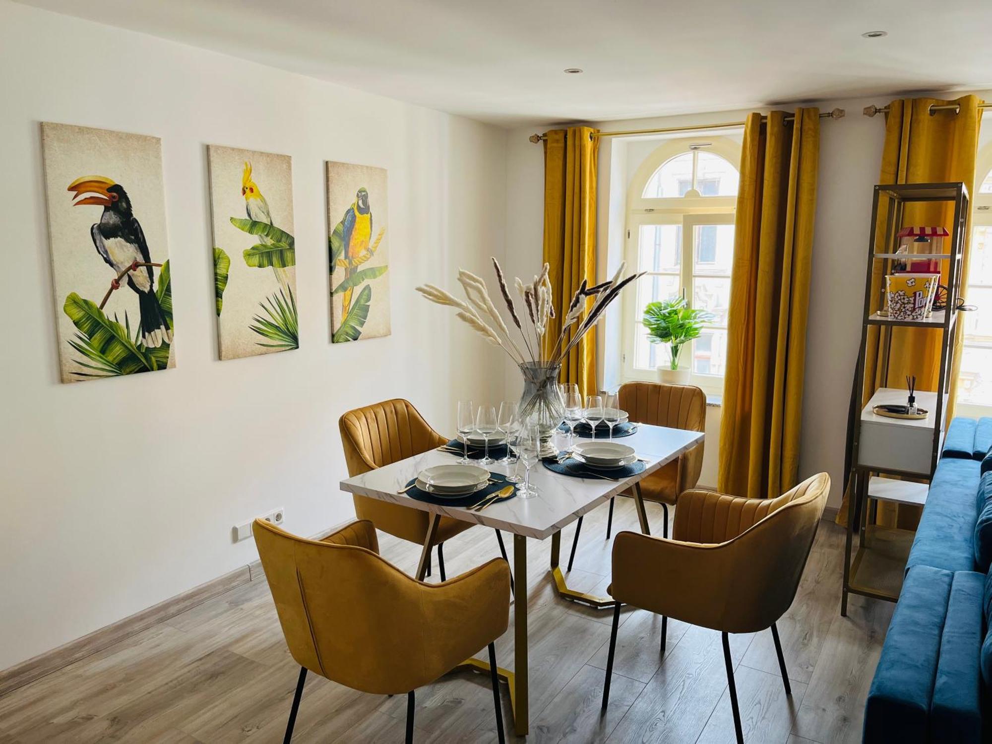 Filmap-Charmant-Modern-Zentral-Balkon-Beamer-Spieletisch Gorlitz Exterior photo